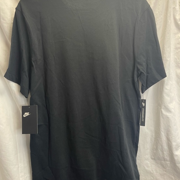 Mens Nike tshirt - Picture 2 of 2
